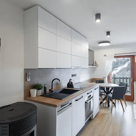 Lucia * זוננאלפה נאספלד