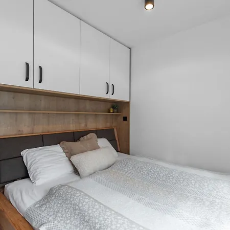 Lucia Apartman